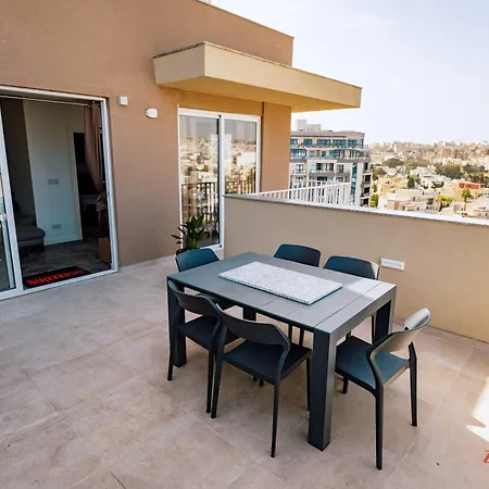 St Julians Penthouse With Private Pool *